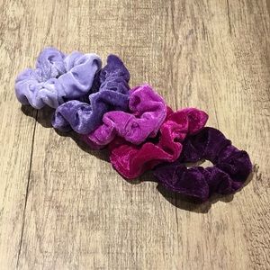 💖 purple velvet handmade scrunchies